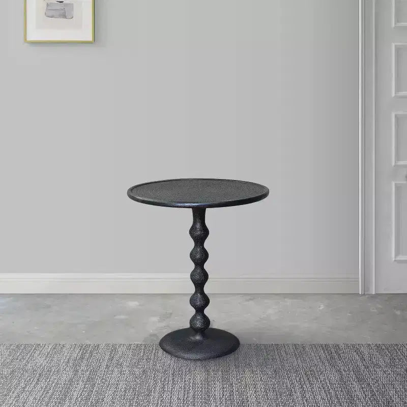 Table d'appoint ronde 22" en fonte d'aluminium texturée martelée noire