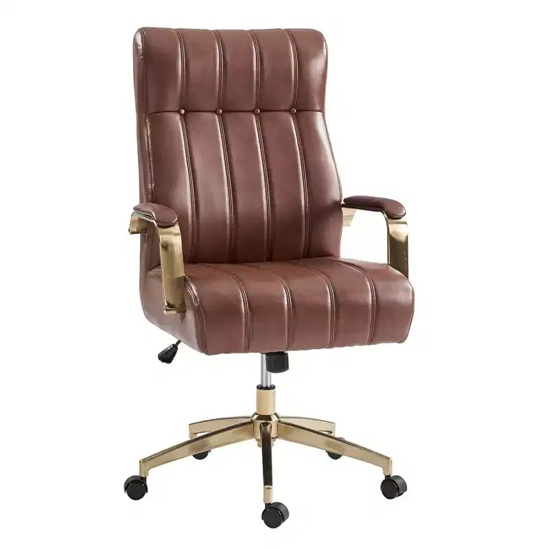 Chaise de bureau moderne en cuir pivotante et inclinable avec capitonnage en canal.